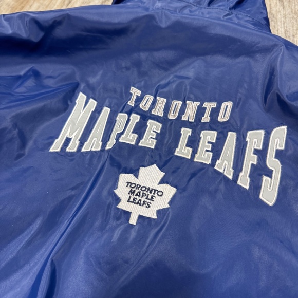 Vintage Reversible Toronto Maple Leafs Jacket - Picture 5 of 10